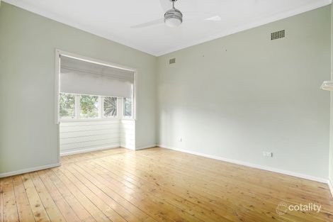 Property photo of 4 Daphne Close Kingswood NSW 2747