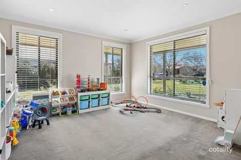 Property photo of 6 Willott Close Eglinton NSW 2795