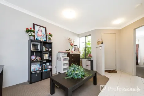 Property photo of 14 Melnik Street Caversham WA 6055