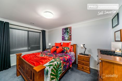 8 Waterhouse Ave, Lloyd, NSW 2650