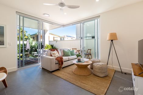 Property photo of 2/14 Dudley Street Mermaid Beach QLD 4218
