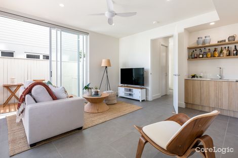 Property photo of 2/14 Dudley Street Mermaid Beach QLD 4218