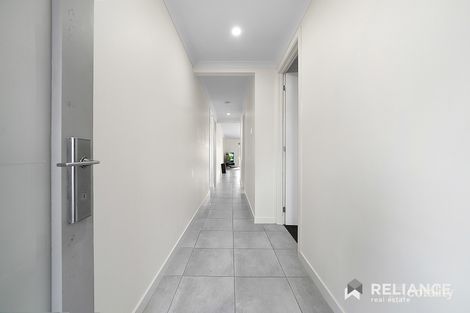 Property photo of 96 Solitude Crescent Point Cook VIC 3030