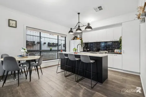 Property photo of 41 Penner Crescent Para Hills SA 5096