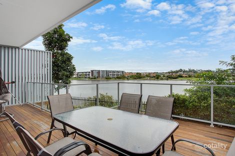 Property photo of 4/9 South Bay Drive Varsity Lakes QLD 4227