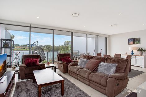 Property photo of 4/9 South Bay Drive Varsity Lakes QLD 4227