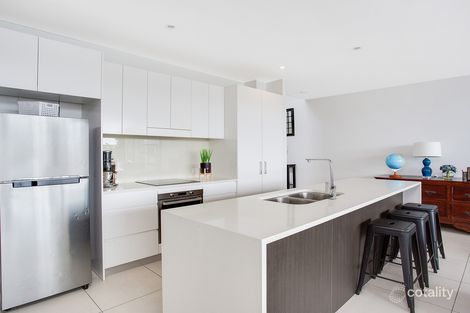 Property photo of 4/9 South Bay Drive Varsity Lakes QLD 4227