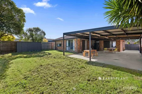 Property photo of 28 Tamarisk Road Narre Warren VIC 3805