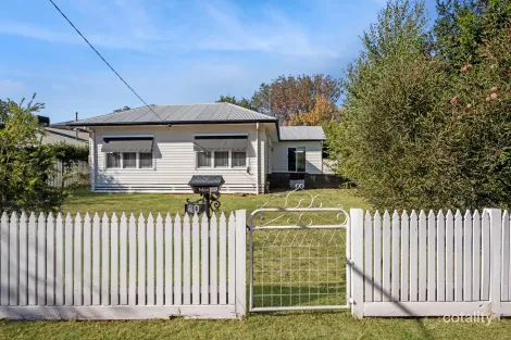 Property photo of 30 Moran Street Long Gully VIC 3550