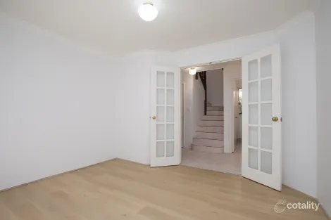 Property photo of 6 Ellis Road Kardinya WA 6163