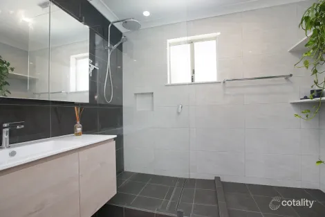 Property photo of 6 Ellis Road Kardinya WA 6163