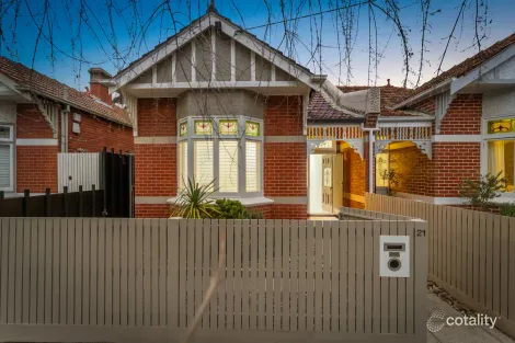21 GORDON AVE, ELWOOD, VIC 3184