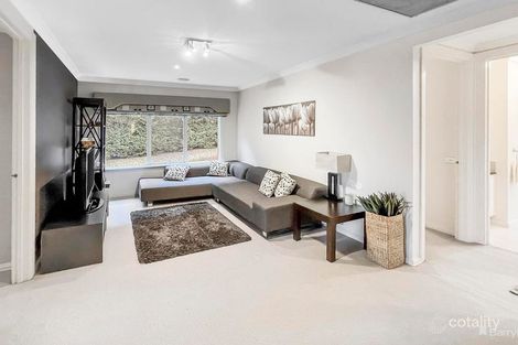 Property photo of 73 Kalbar Road Eltham VIC 3095