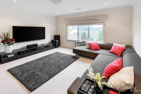Property photo of 73 Kalbar Road Eltham VIC 3095
