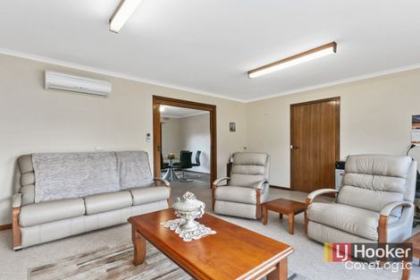 Property photo of 2 New Street Lakes Entrance VIC 3909