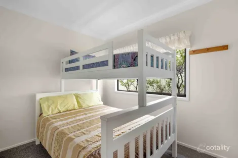 Property photo of 36 Collier Drive Cudmirrah NSW 2540