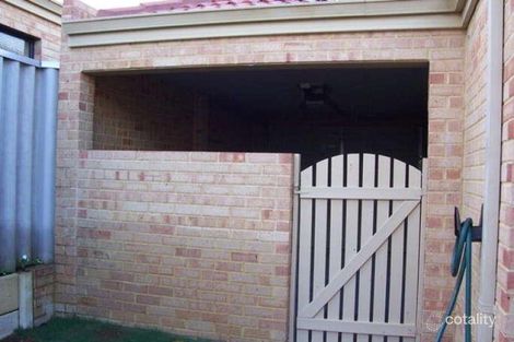 Property photo of 2/18-20 The Crescent Redcliffe WA 6104