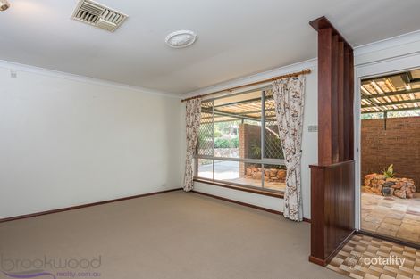 Property photo of 9 Dagmar Way Swan View WA 6056