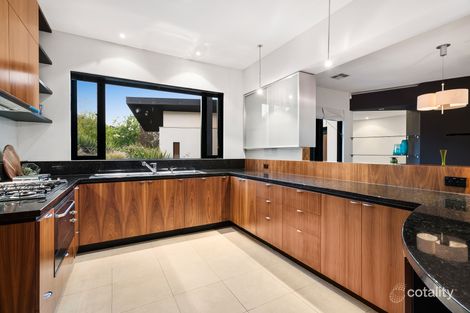 Property photo of 6 Pescara Place Donvale VIC 3111