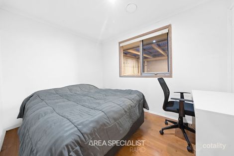 Property photo of 5 Chiswick Court Hampton Park VIC 3976