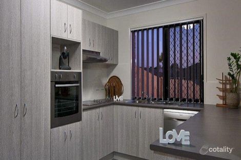 Property photo of 20 Newburn Street Hillcrest QLD 4118