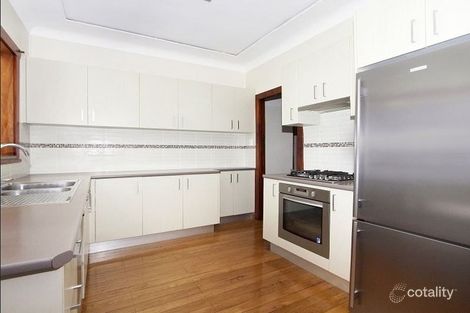 Property photo of 27 Collins Street Pendle Hill NSW 2145
