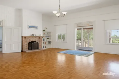 Property photo of 2 Andrews Road Crows Nest QLD 4355