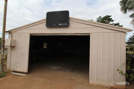 Property photo of 31 Cook Crescent Sunset QLD 4825