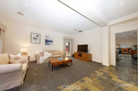 Property photo of 4 Mokoan Close Manor Lakes VIC 3024