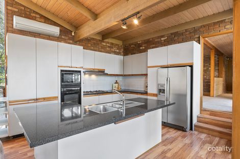 Property photo of 9 Kristen Close Frankston South VIC 3199