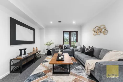 Property photo of 16 Locksley Drive Truganina VIC 3029