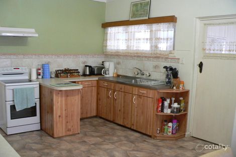 Property photo of 10 Kobeelya Avenue Katanning WA 6317