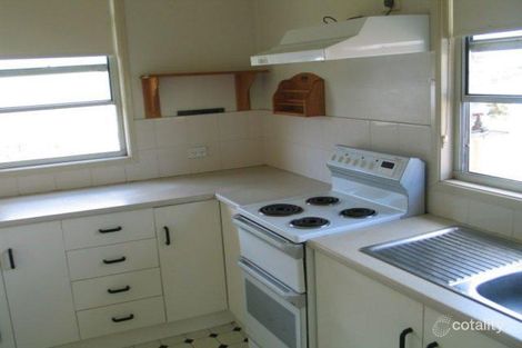 Property photo of 40 Vanneck Street Yangan QLD 4371