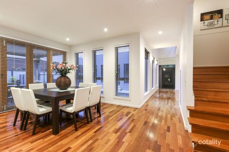 Property photo of 3 Taree Place Mill Park VIC 3082
