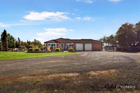2 Fuller Ct, Hopetoun Park, VIC 3340