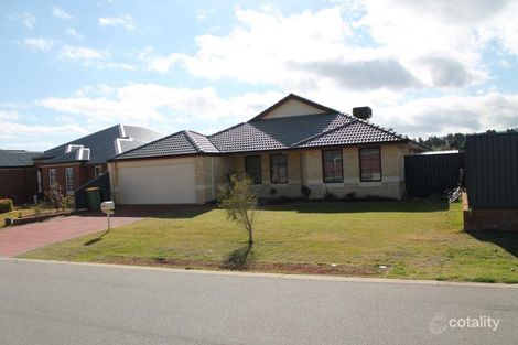 Property photo of 38 Honeydew Bend Byford WA 6122