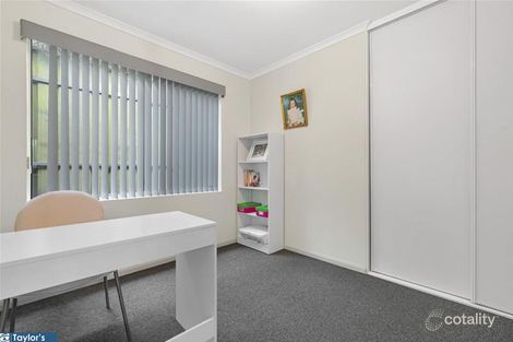 Property photo of 5 Castle Court Gulfview Heights SA 5096