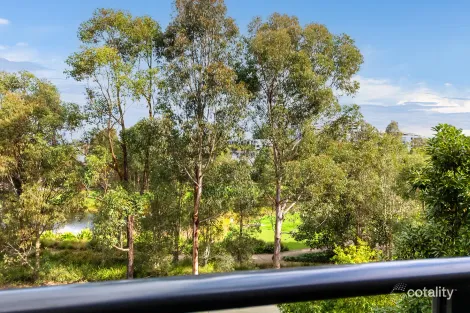 Property photo of 12 Bennelong Way Ryde NSW 2112