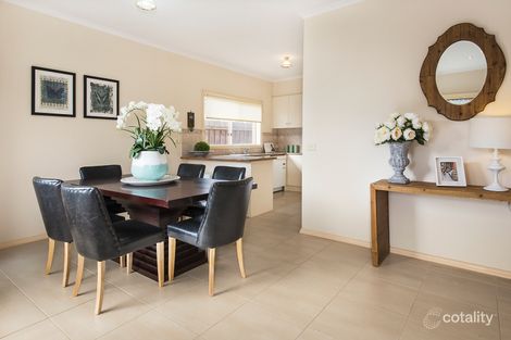 Property photo of 2/11 Madden Avenue Carnegie VIC 3163