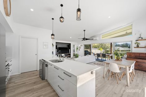 Property photo of 9 Kara Close Lake Cathie NSW 2445