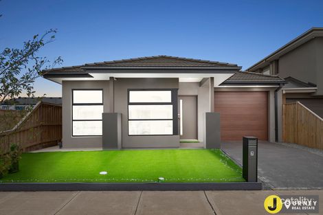 7 Valais Way, Rockbank, VIC 3335