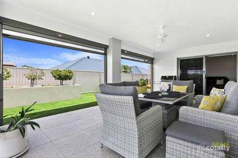 Property photo of 15 Peppermint Circuit Nikenbah QLD 4655