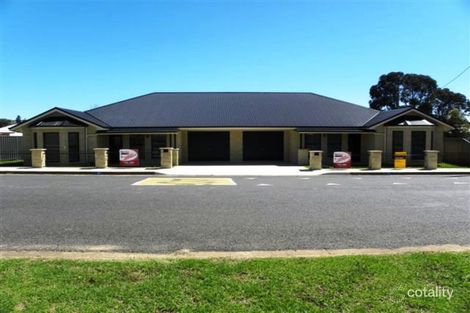 17 Dundas St, Young, NSW 2594