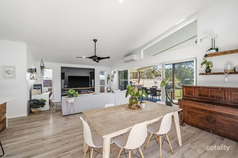 Property photo of 9 Kara Close Lake Cathie NSW 2445