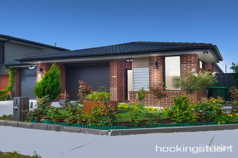 Property photo of 43 Carver Circuit Wollert VIC 3750