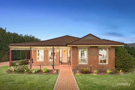 Property photo of 10 Mercy Court Narre Warren South VIC 3805