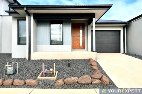 28 Reef Cct, Clyde, VIC 3978