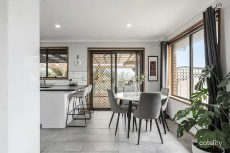 Property photo of 8 Woodleigh Drive Oakdowns TAS 7019