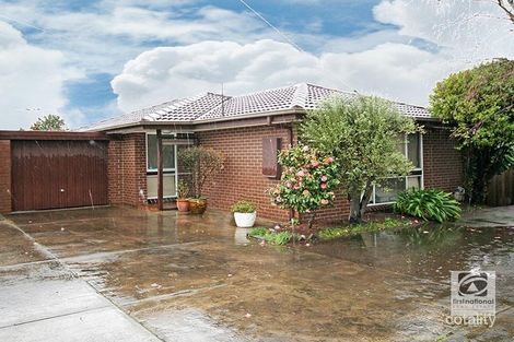 6 Tucker St, Cranbourne, VIC 3977