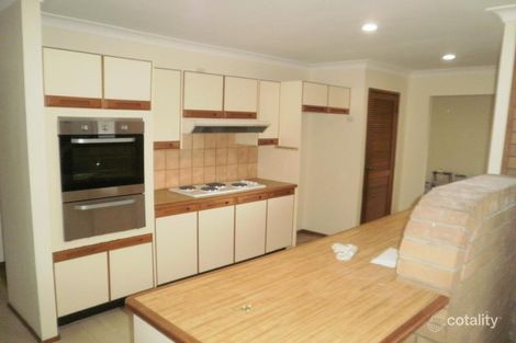 Property photo of 10 Boulia Court Durack QLD 4077